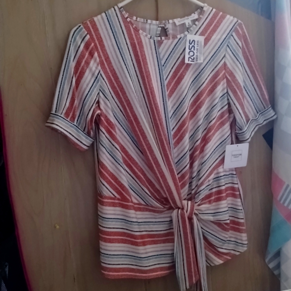 Cute women's top size small
